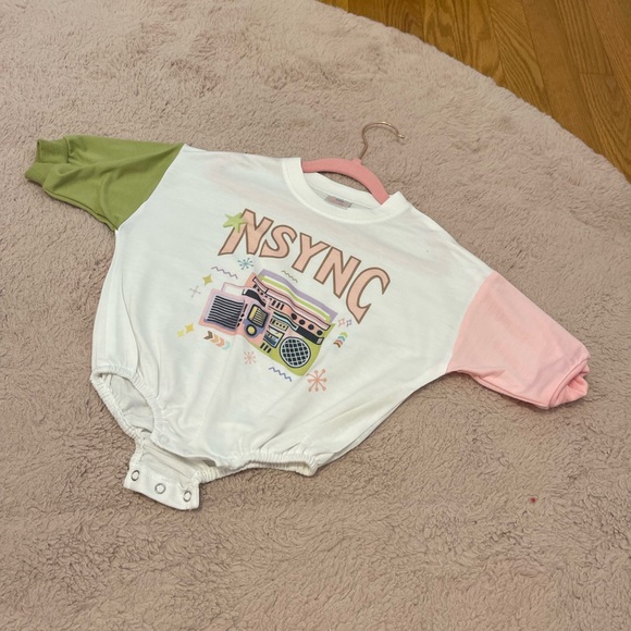 Little Shark and Co NSYNC onesie jumper - Picture 2 of 10
